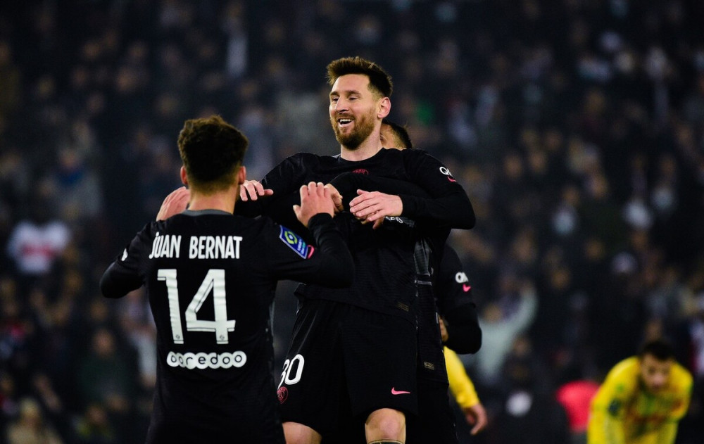  法甲冠军悬念重生巴黎领先优势仅三分  